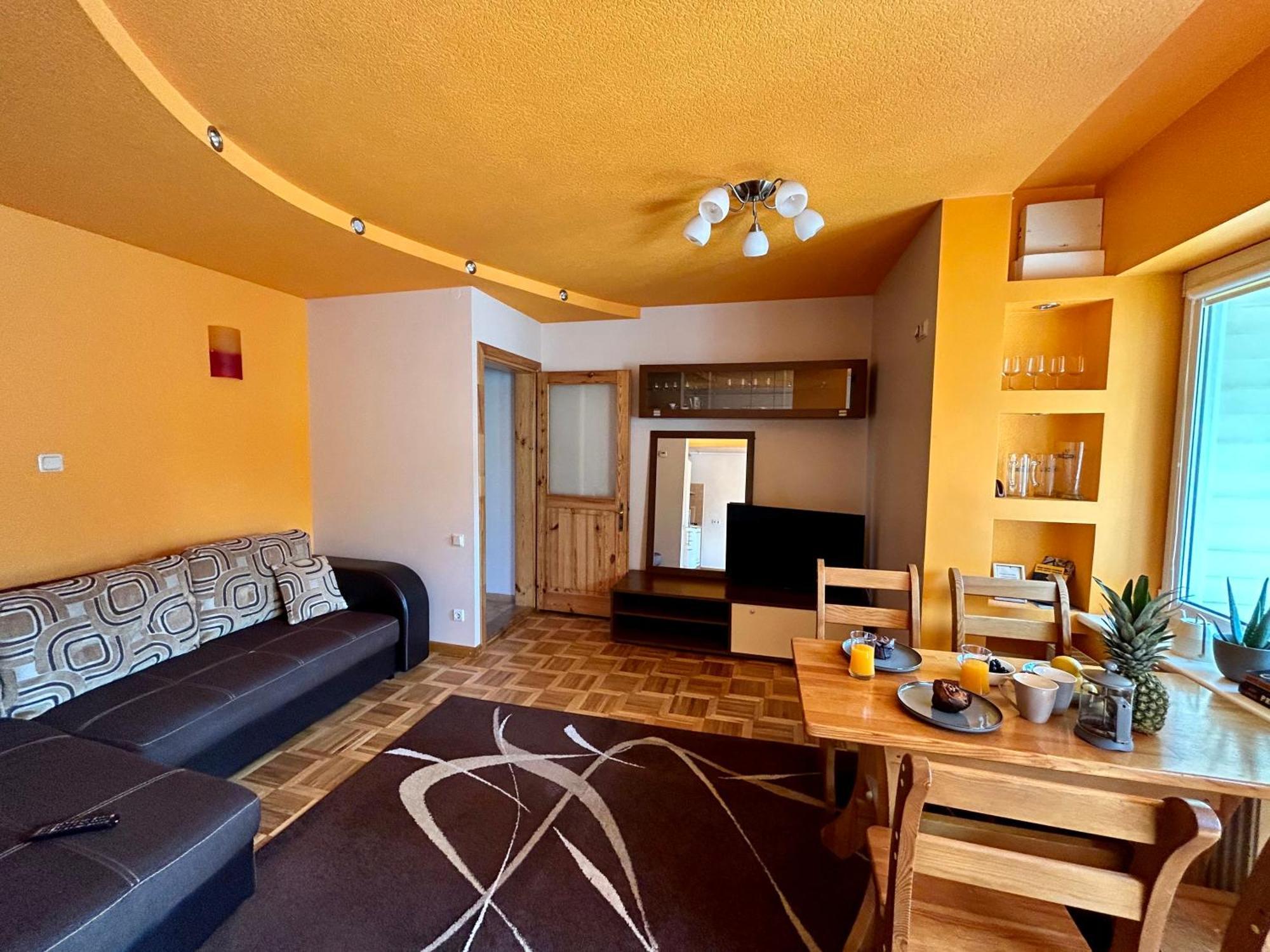 Zeliuga Apartments Паланга Екстер'єр фото