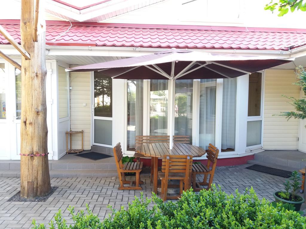 Zeliuga Apartments Паланга Екстер'єр фото