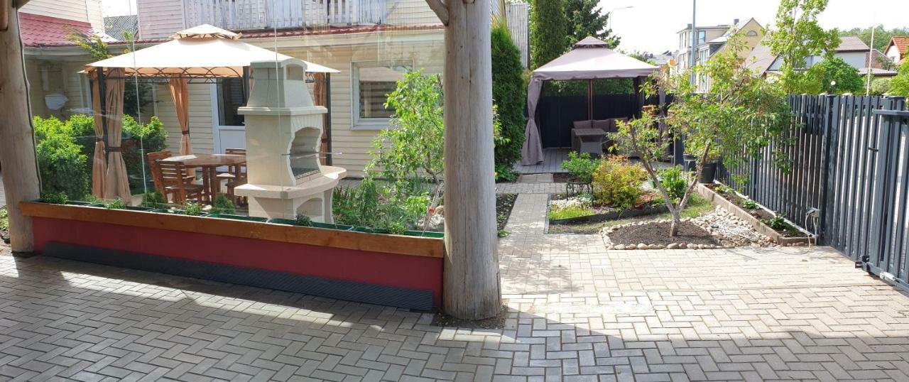 Zeliuga Apartments Паланга Екстер'єр фото