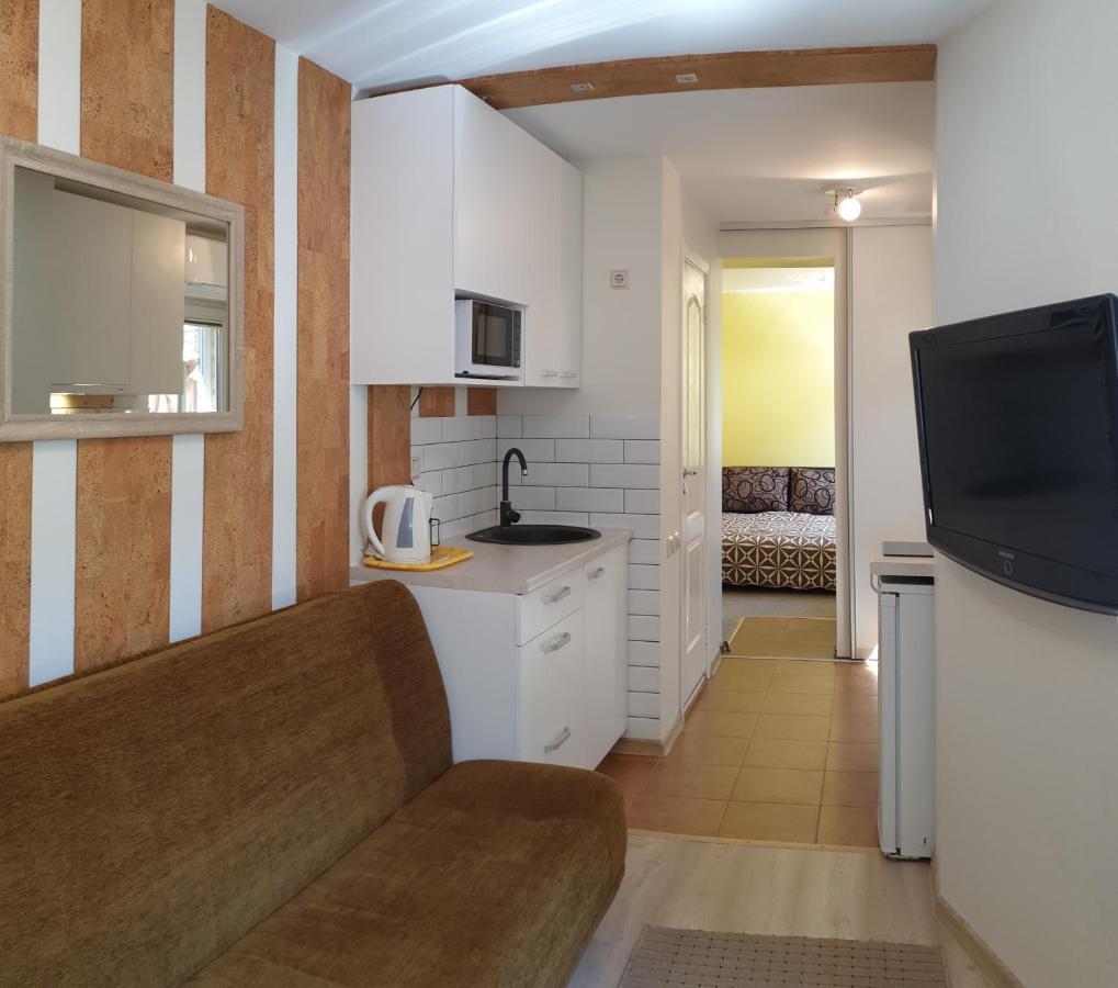 Zeliuga Apartments Паланга Екстер'єр фото